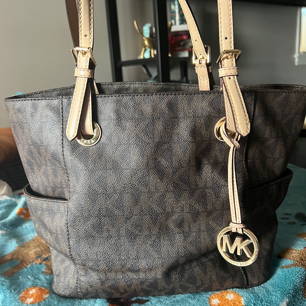 MK authentic classic tote